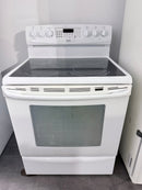 Cuisinière 30po Blanche Vitrocéramique  | 970-687422- Kenmore *** USAGÉ ***